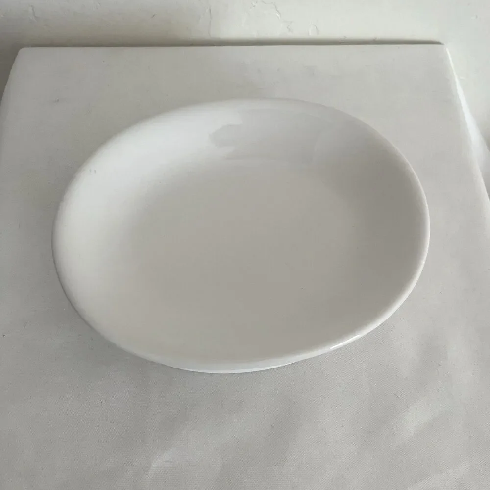 Allure 2003 White Ceramic Soap Dish 4”x 5” Bathroom Decor Glossy Vintage EEUC